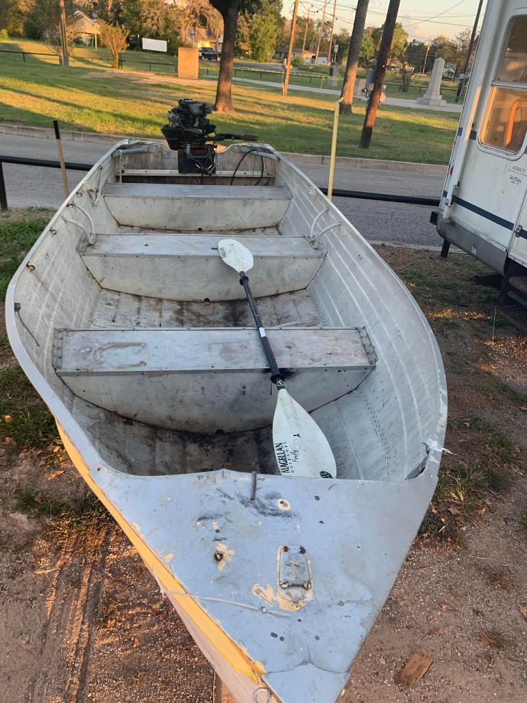 1970 Chrysler 14' Aluminum Boat