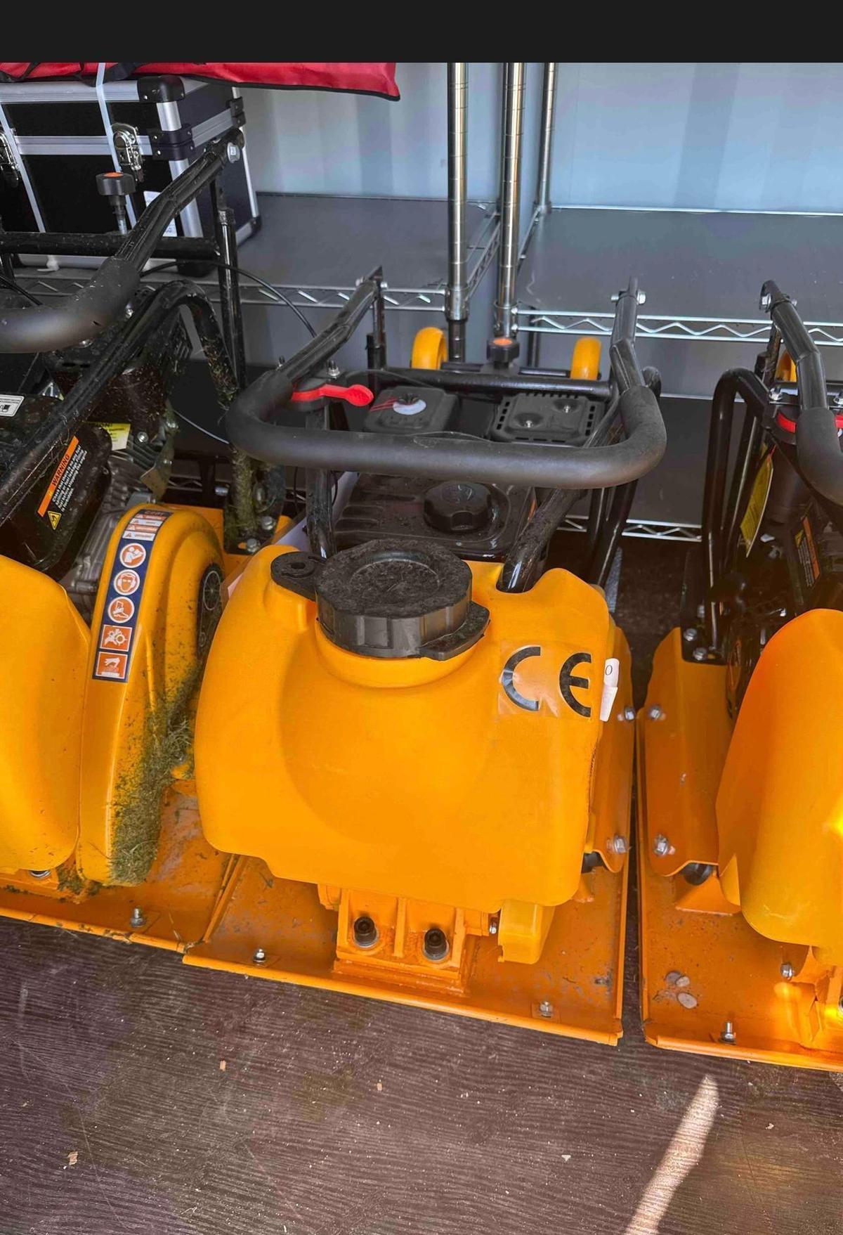 Vibratory Plate Compactor