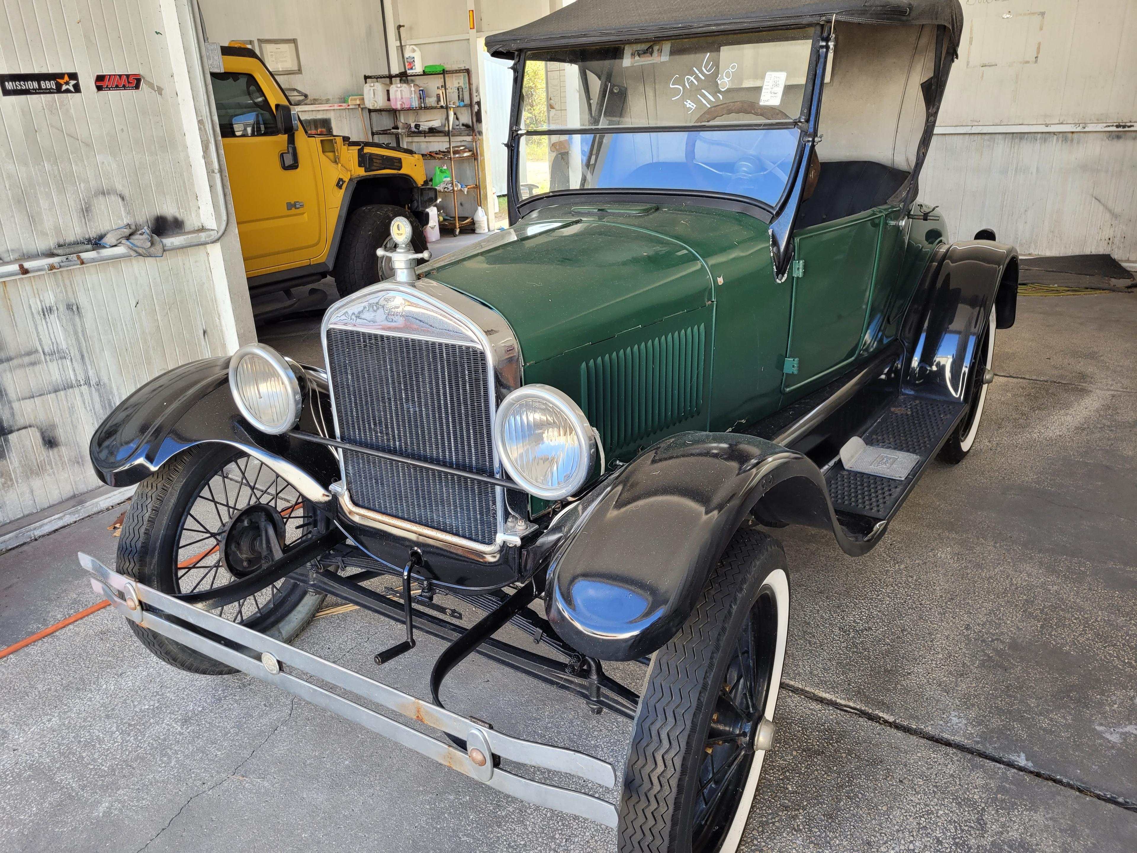 1927 Ford Model T Cabriolet Roadster