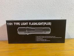 Rechargable Stun Gun/ Flashlight