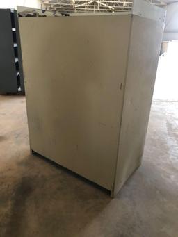 Heavy duty shelf
