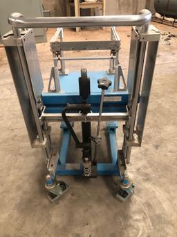 Stacker lift table