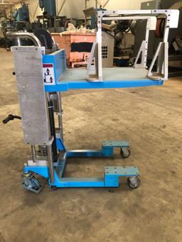 Stacker lift table