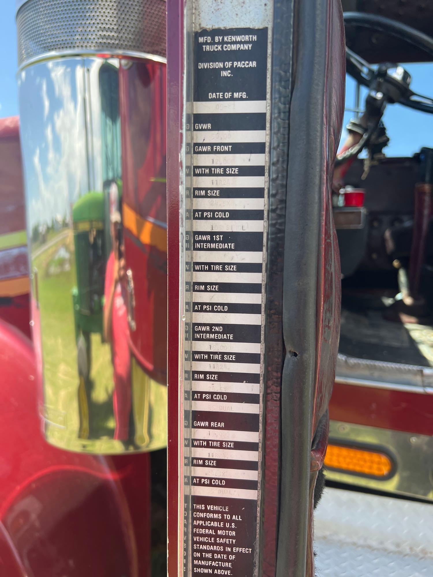1982 KENWORTH 425 CAT, 13 SPEED 655,014 MILES WET KIT,