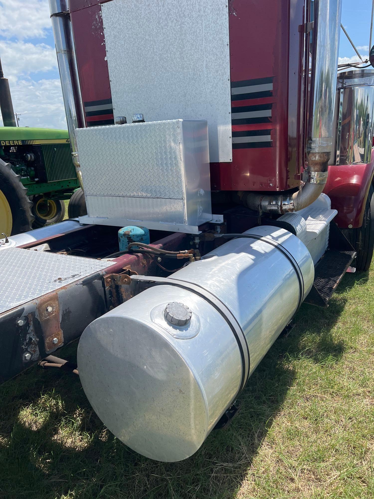1982 KENWORTH 425 CAT, 13 SPEED 655,014 MILES WET KIT,