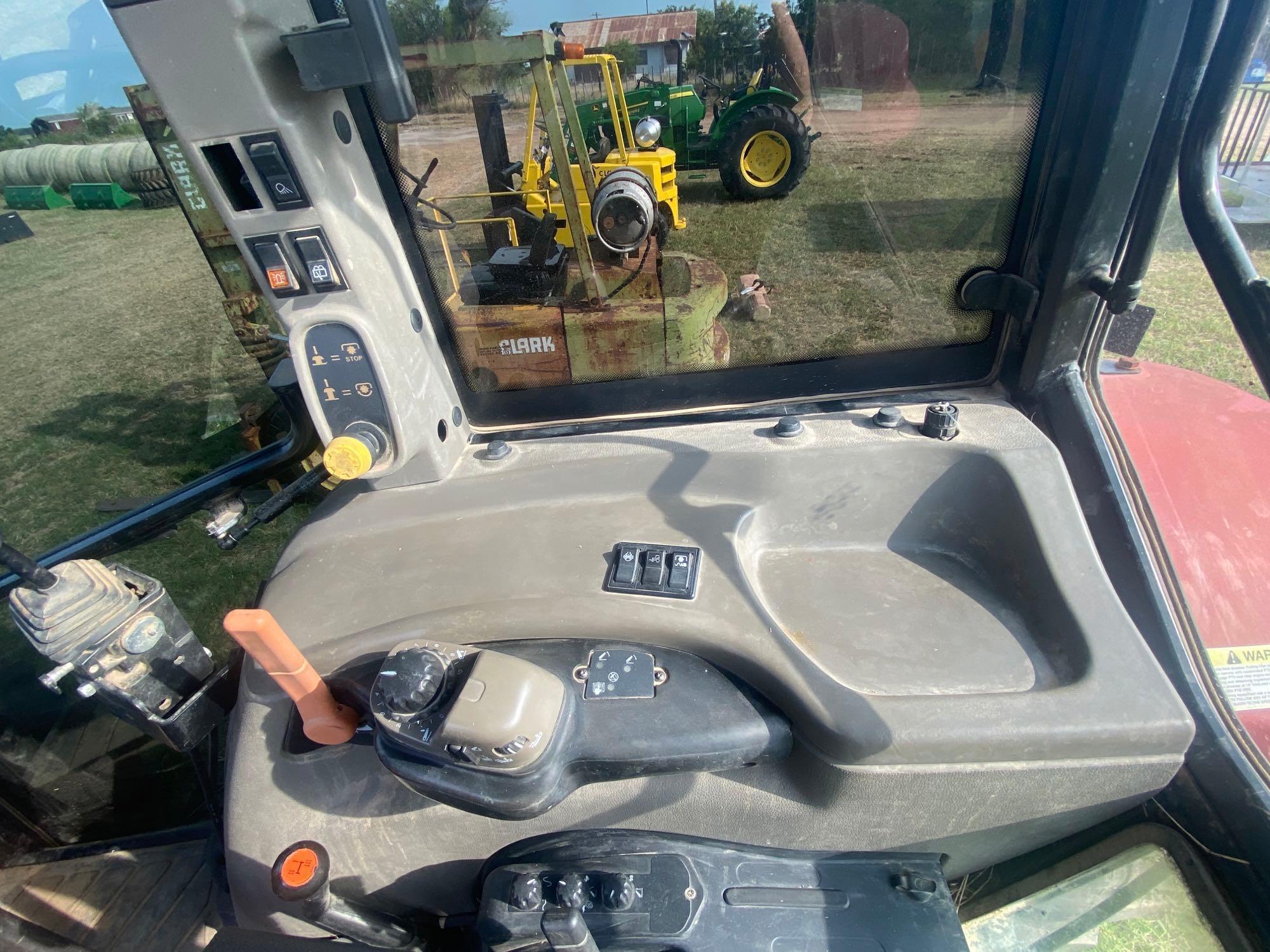 105 U FARM ALL... CASE INTERNATIONAL CAB... TRACTOR... 4,452 HOURS... CAB AND AIR, FRONT LOADER WITH