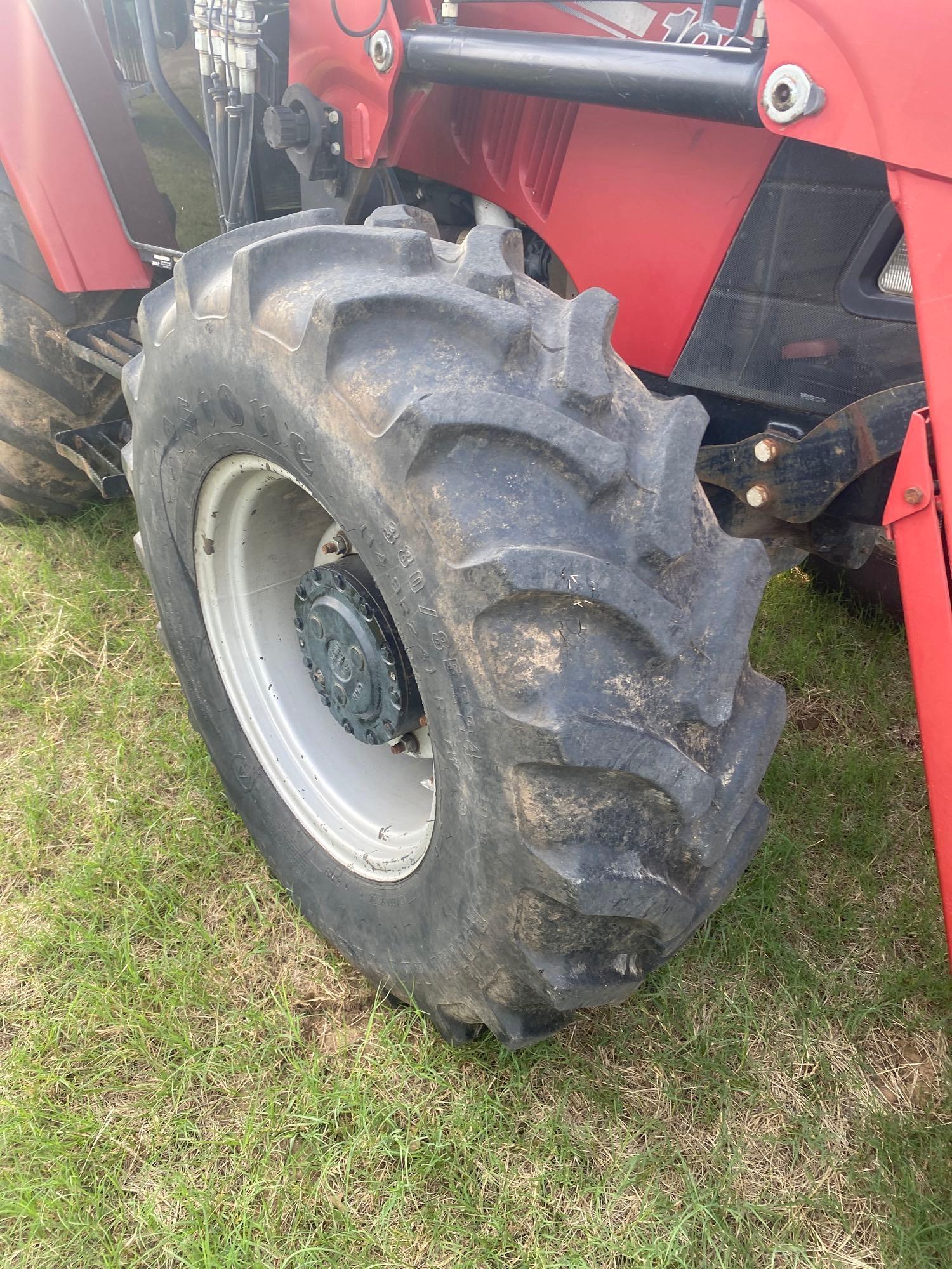 105 U FARM ALL... CASE INTERNATIONAL CAB... TRACTOR... 4,452 HOURS... CAB AND AIR, FRONT LOADER WITH
