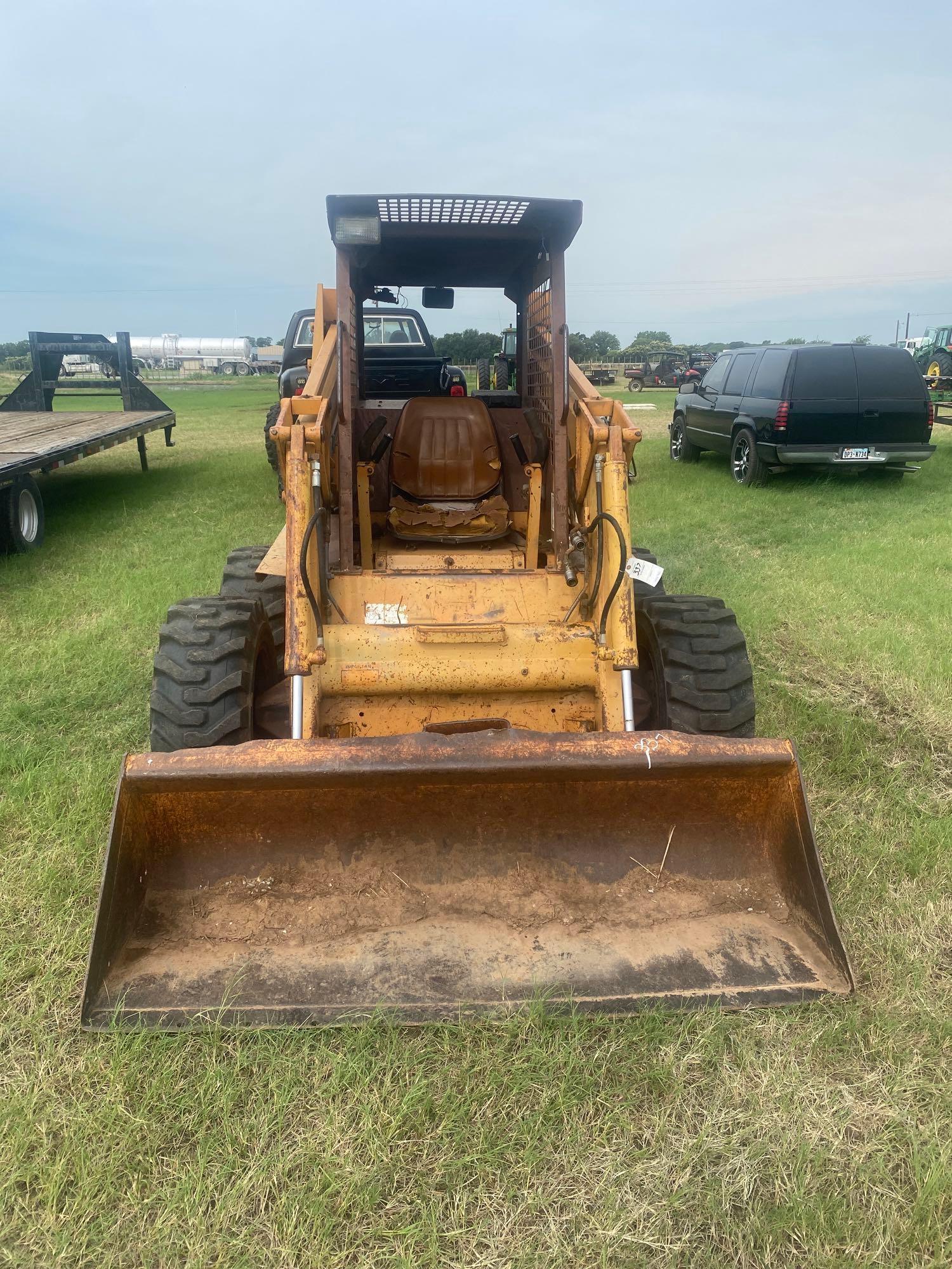 CASE 1845C UNI-LOADER GOOD TIRES, RUNS AND OPERATES 14,782 HOURS