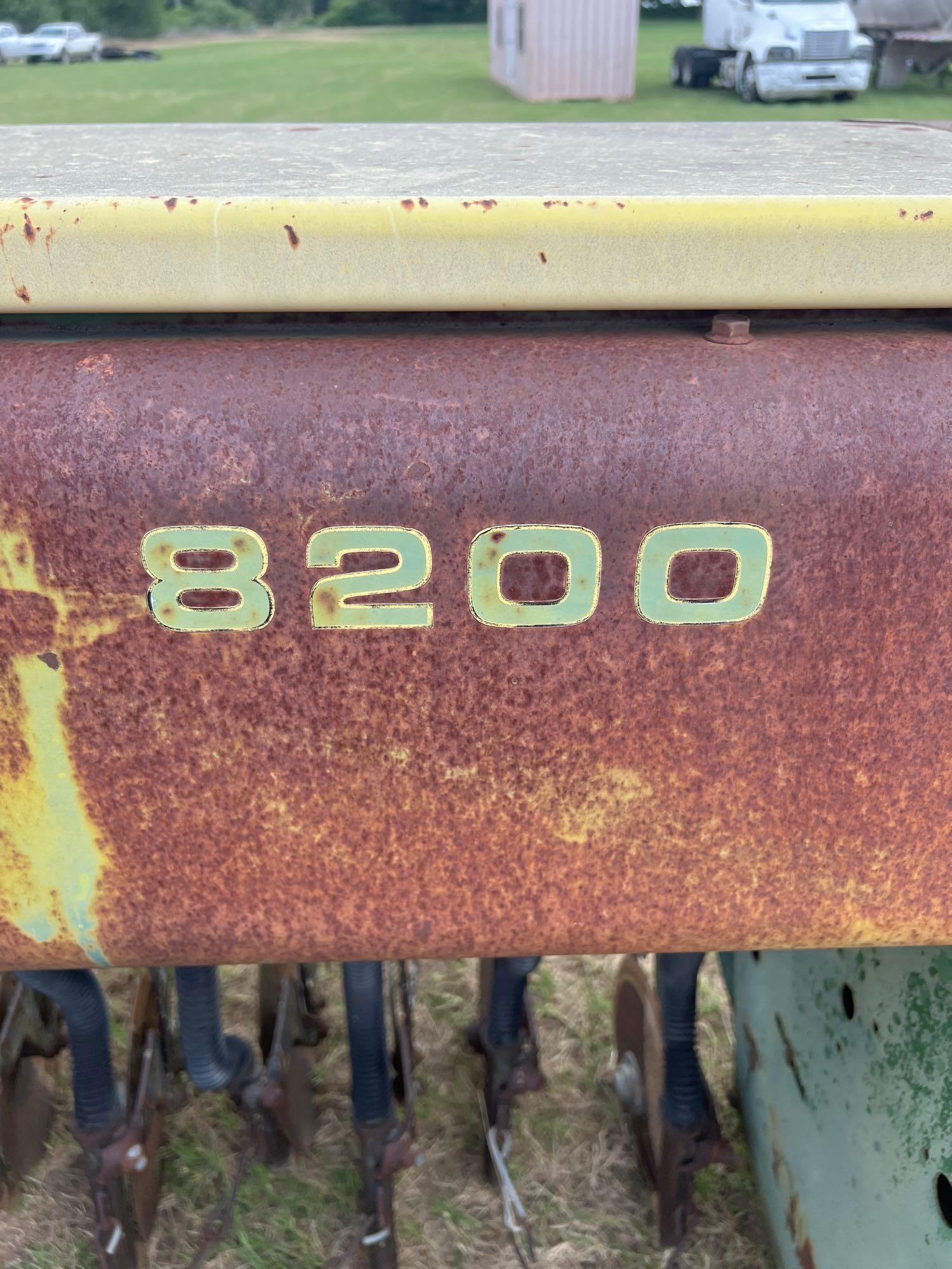 John Deere Grain Drill - 14 hole...