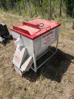 T&S Tripp Hopper Junior... Like New...