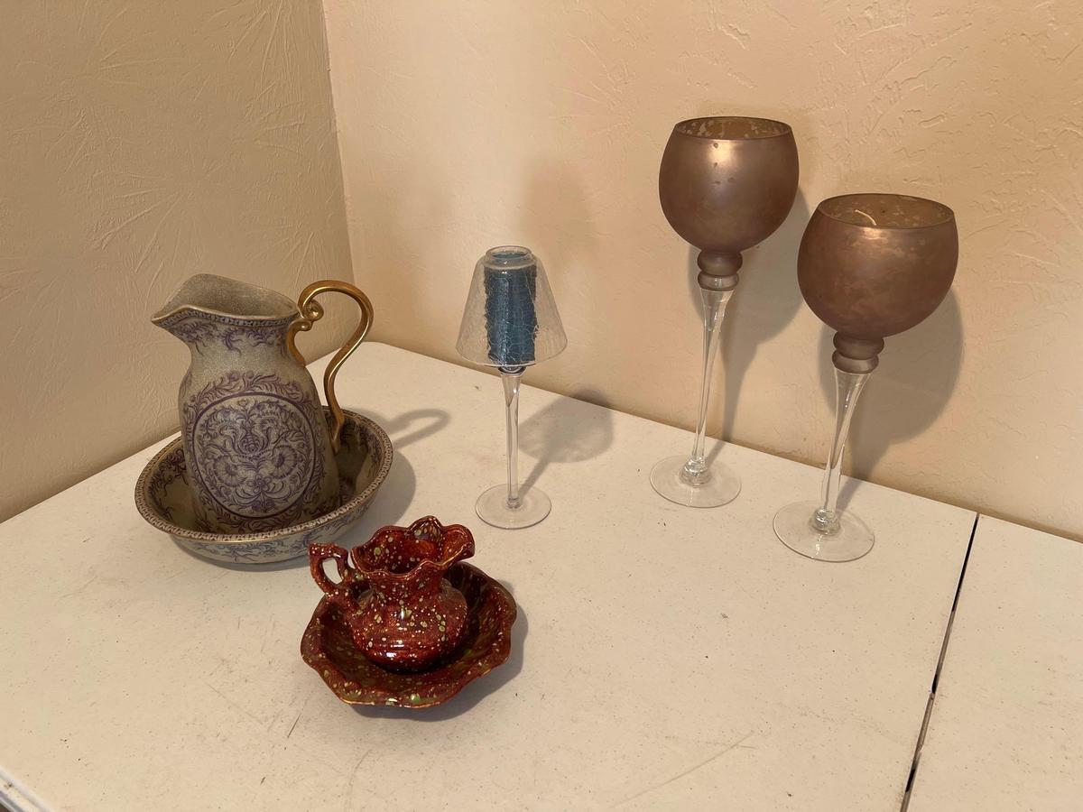 CANDLE HOLDERS AND VASES