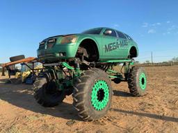 Dodge Magnum... 355 Roller Motor... Vehicle and trailer both sell with a bill of sale only...