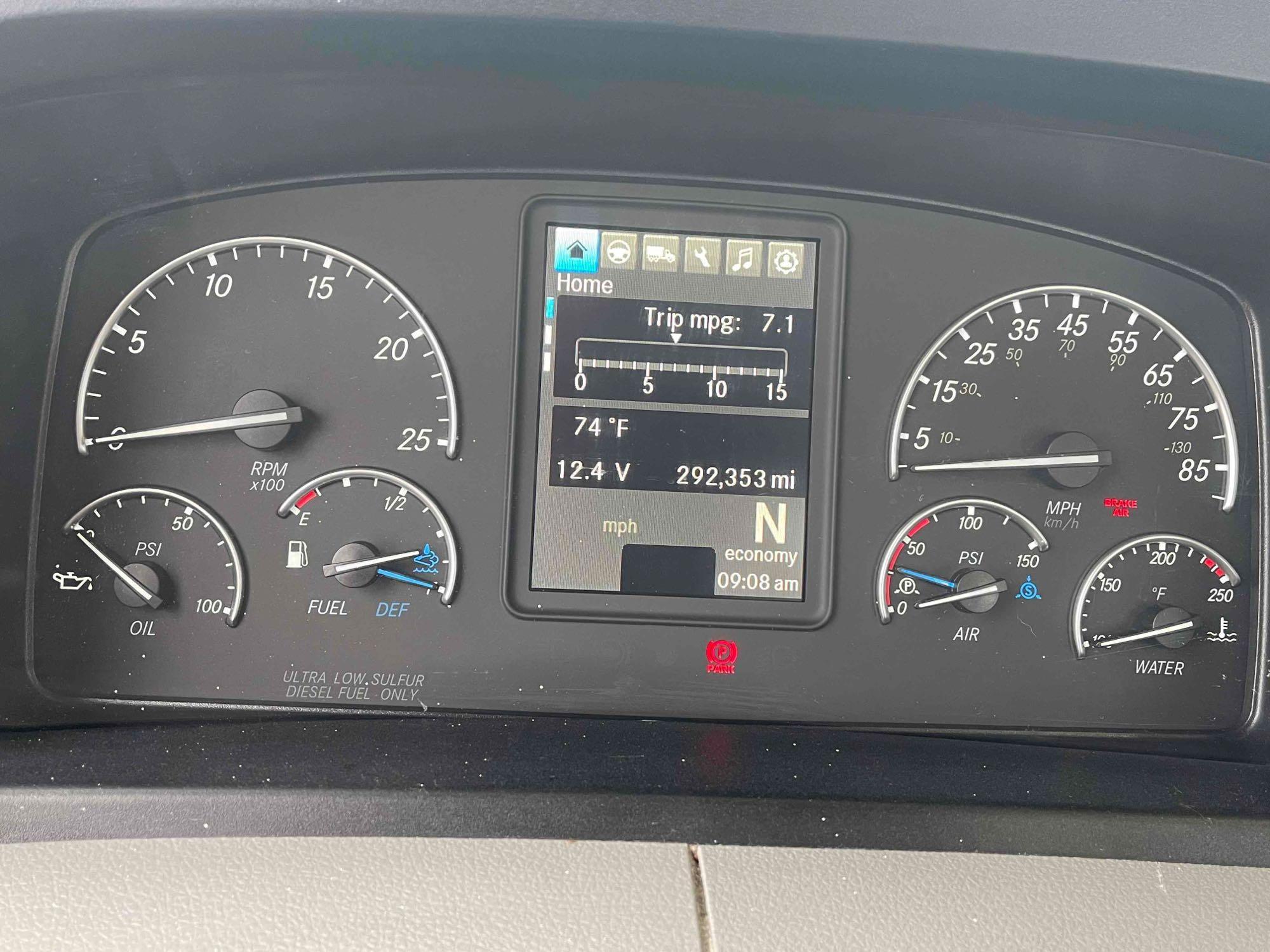 2019 FREIGHTLINER CASCADIA 3AKJHTDV8KSKP8258