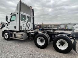 2019 FREIGHTLINER CASCADIA 3AKJHTDV8KSKP8258