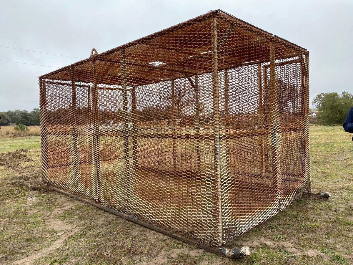 Locking Job site Cage on Skid