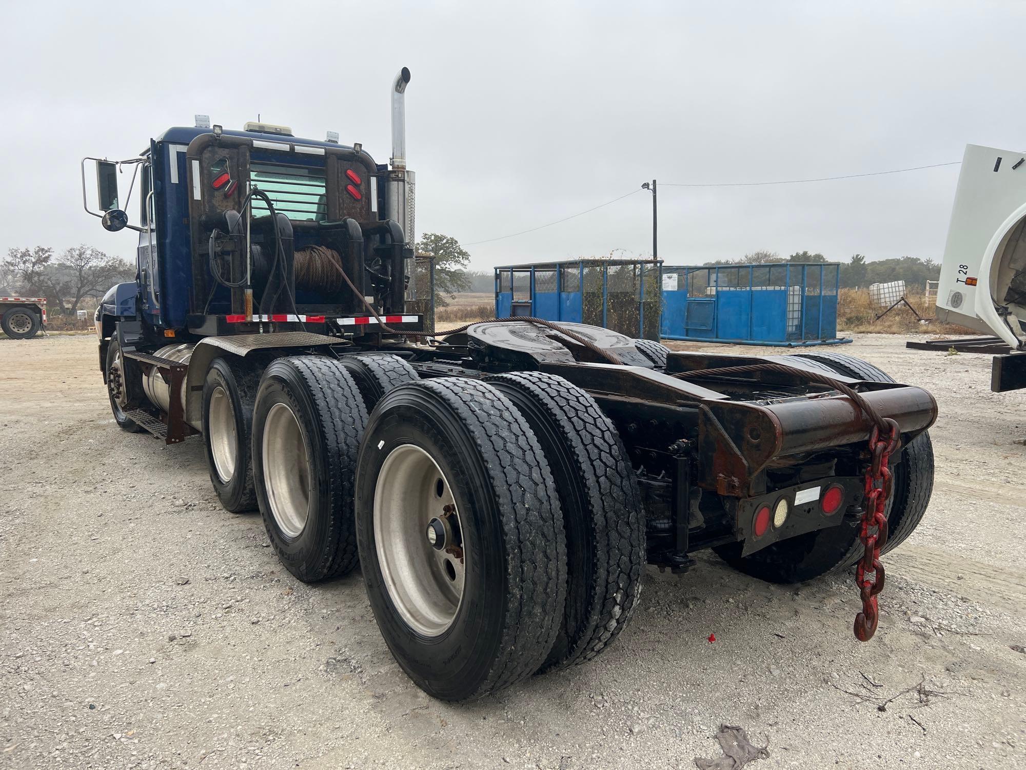 Year: 1998 Make: Mack Model: CH613 Vehicle Type: Truck Mileage: Plate: Body Type: Trim Level: Drive