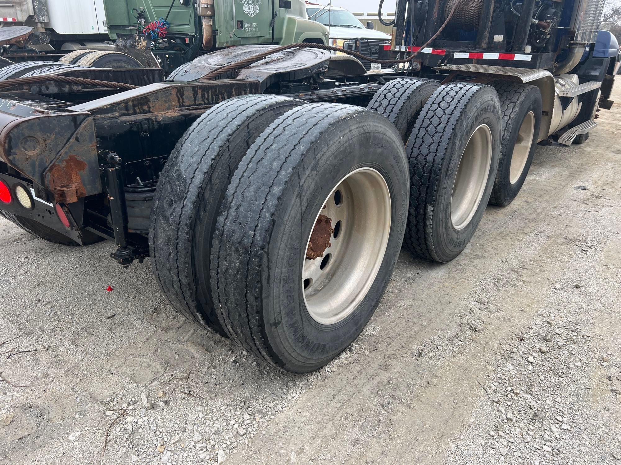 Year: 1998 Make: Mack Model: CH613 Vehicle Type: Truck Mileage: Plate: Body Type: Trim Level: Drive