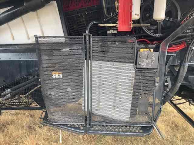 2011 CASE 9120 COMBINE 2069 ENGINE HOURS 1549 SEPERATOR HOURS POWERFOLD BIN, AFS 600 MONITOR SELLS