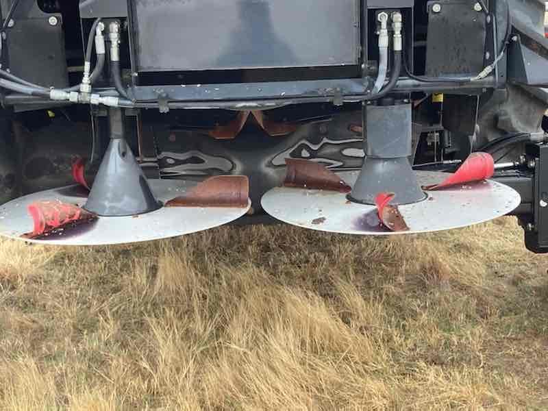 2011 CASE 9120 COMBINE 2069 ENGINE HOURS 1549 SEPERATOR HOURS POWERFOLD BIN, AFS 600 MONITOR SELLS