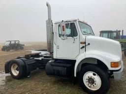 1994 International 8100 Truck, VIN # 1HSHBA6N1RH572058