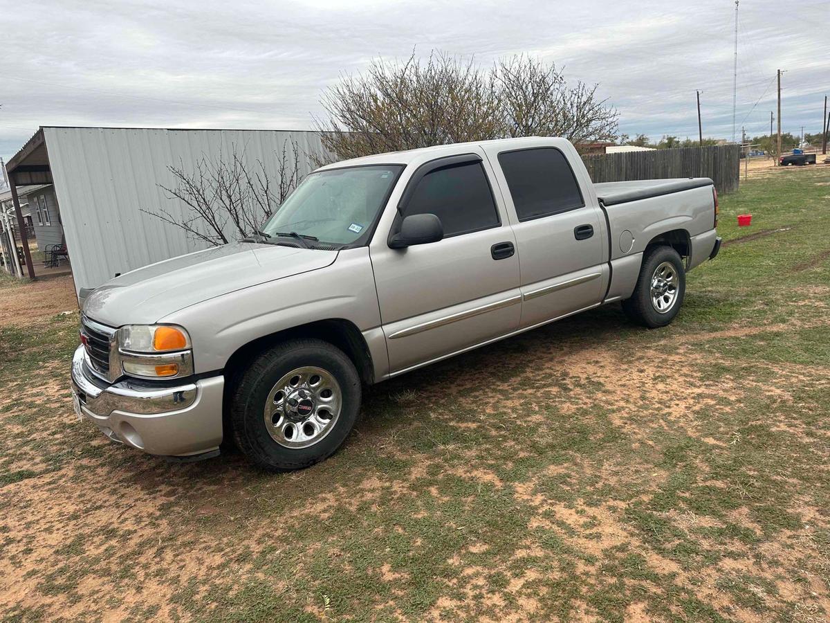 2007 GMC Sierra Classic Pickup Truck, VIN # 2GTEC13V771181512