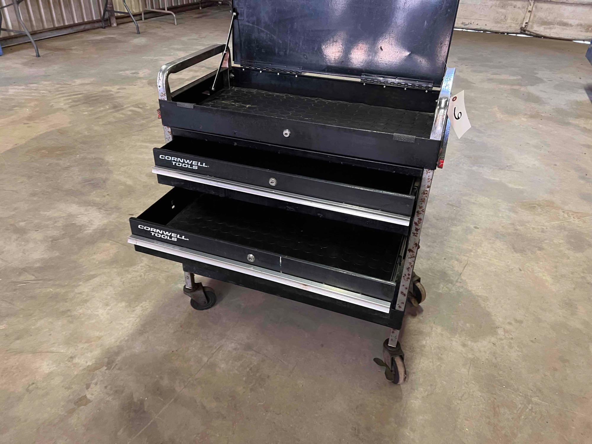 craftsman roll around tool box 8 drawers on top 11 drawers on bottom very clean