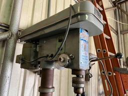 Omaha heavy duty drill press table top 5 speed WORKS