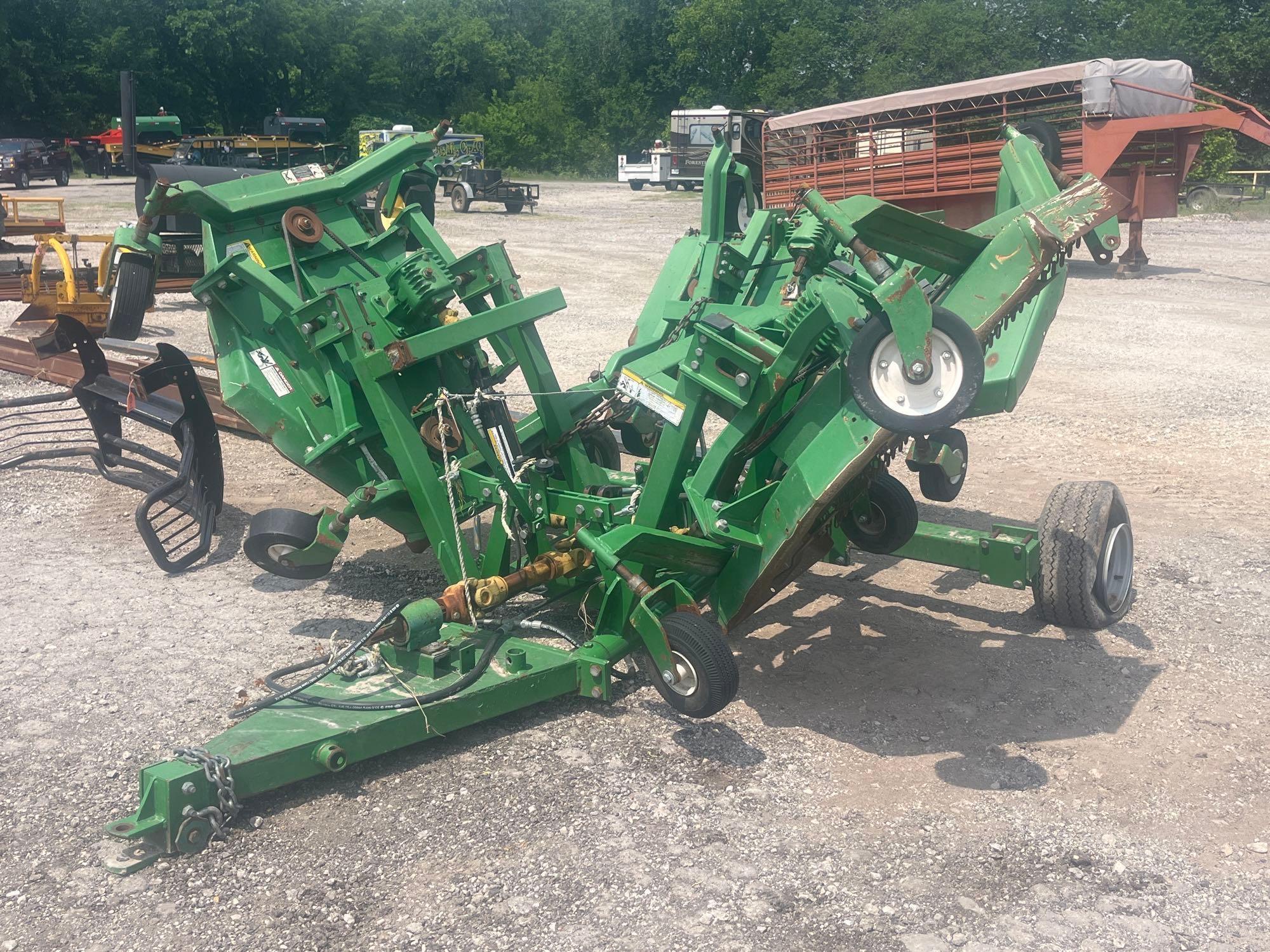 MOW*R FRONTIER DRAG PIPE FINISHING MOWER 15'W WITH HYDRAULIC FOLDING WINGS AND REAR MOWER PICKS UP