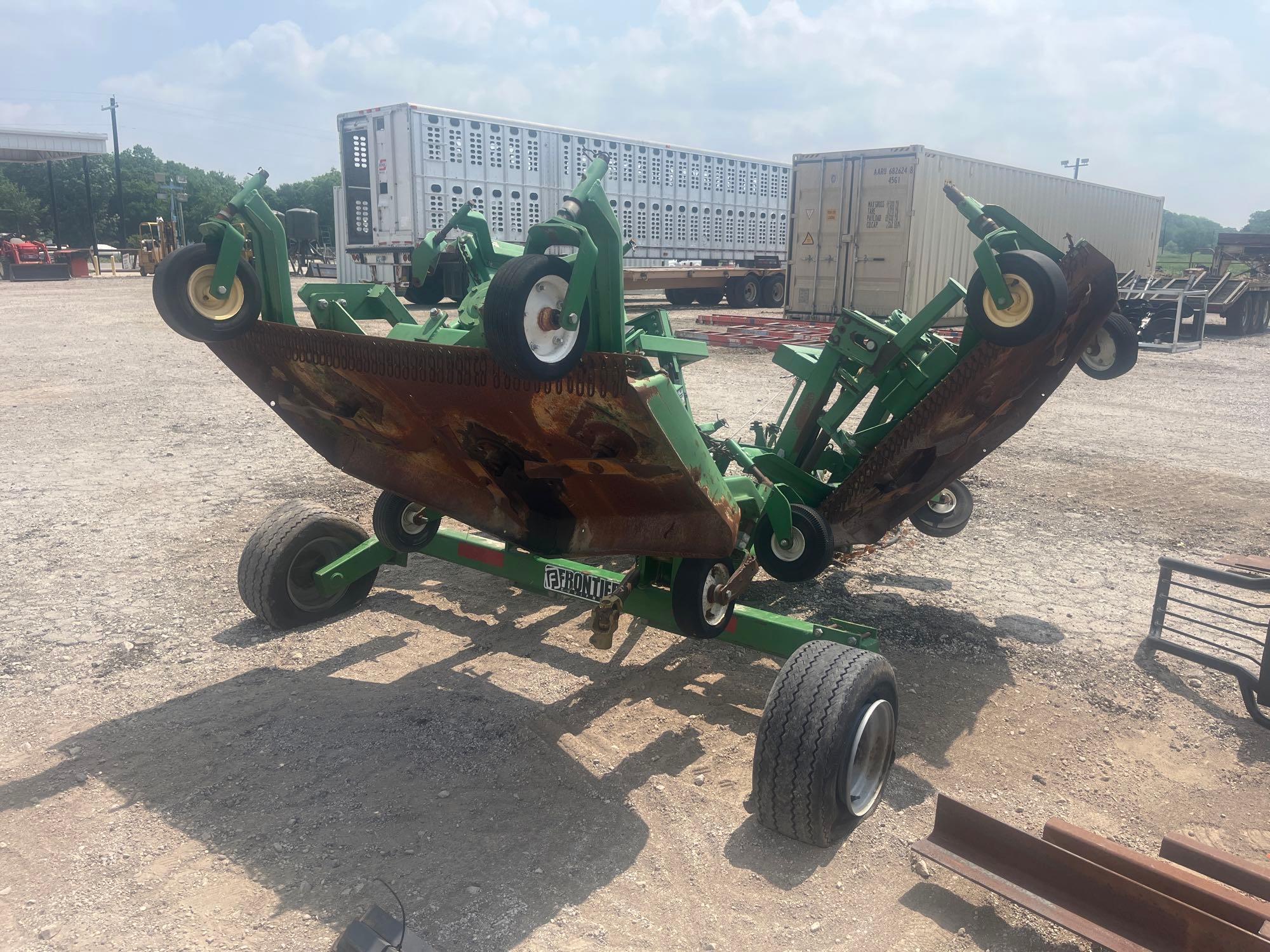 MOW*R FRONTIER DRAG PIPE FINISHING MOWER 15'W WITH HYDRAULIC FOLDING WINGS AND REAR MOWER PICKS UP