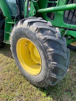 JOHN DEERE 6130D TRACTOR 4 WHEEL DRIVE WITH 563 JOHN DEERE LOADER AND BUCKET CAB & AIR 2 REMOTES ON