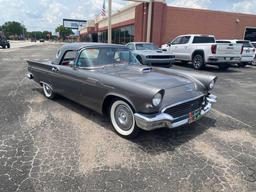 1957 FORD THUNDERBIRD