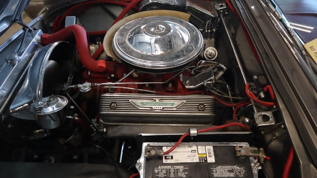 1957 FORD THUNDERBIRD