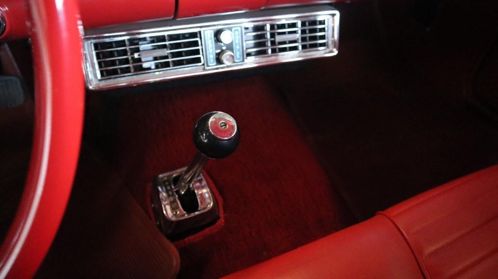 1957 FORD THUNDERBIRD