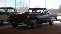 1957 FORD THUNDERBIRD