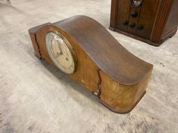 VINTAGE CLOCK