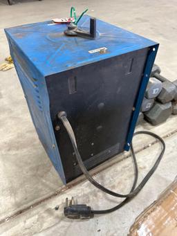 MILLER THUNDERBOLT AC/DC WELDER