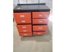 10 DRAWER ROLLING TOOL CHEST 37 5/8'' L X 34 3/8'' H X 19 3/4'' W