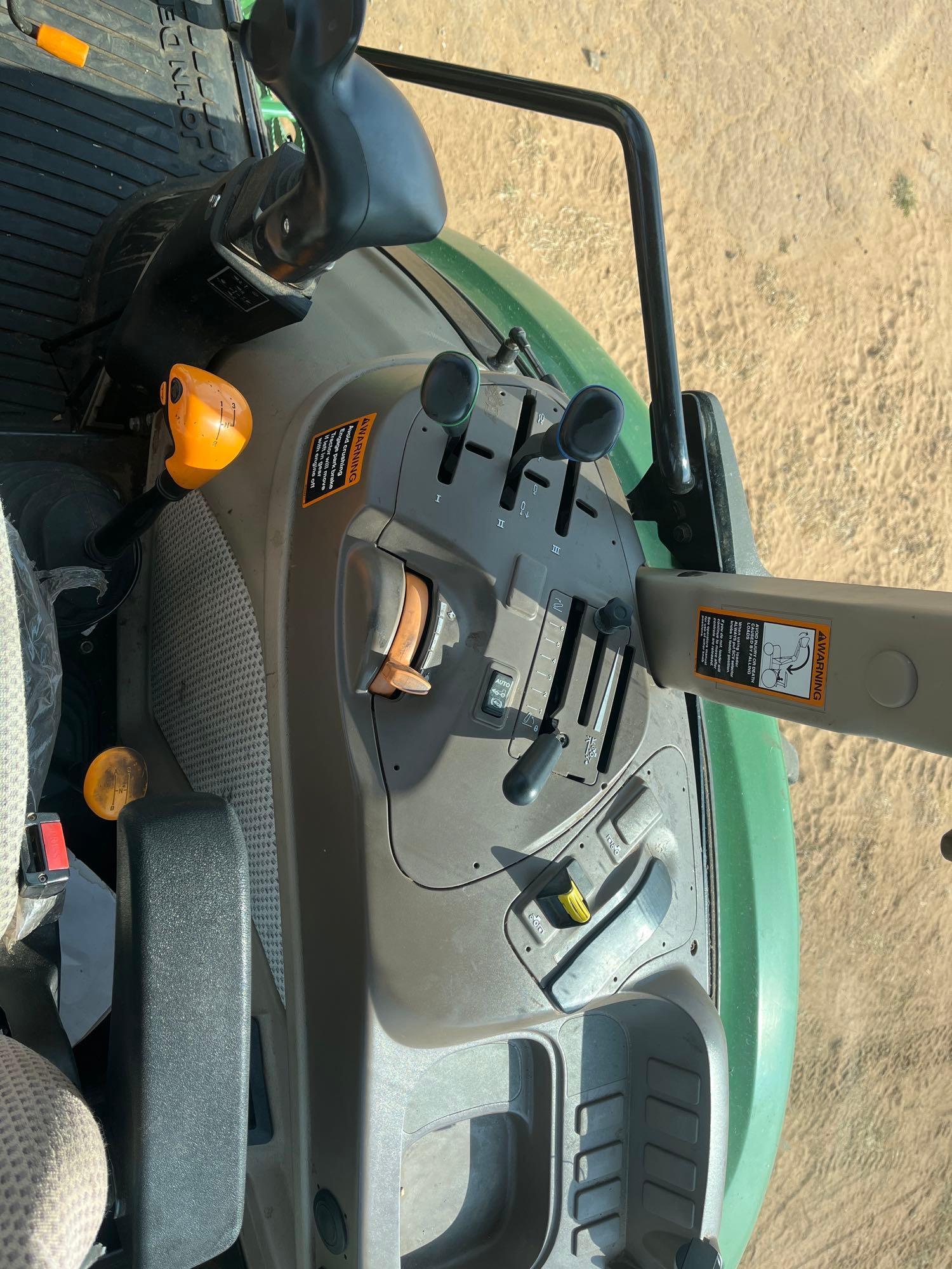 JOHN DEERE 6120E TRACTOR