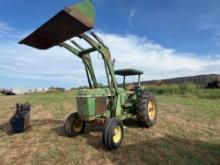 JOHN DEERE TRACTOR 2940