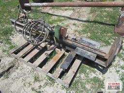 John Deere 3pt Log Wood Splitter Works
