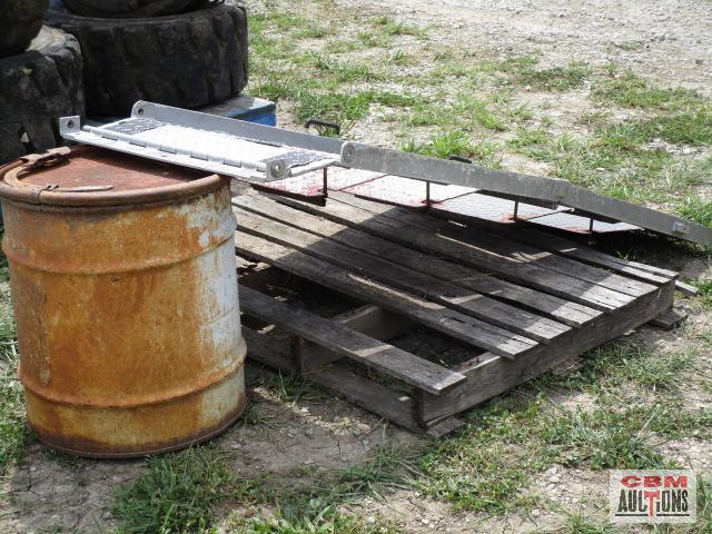Folding Aluminum Truck Ramp With Steps