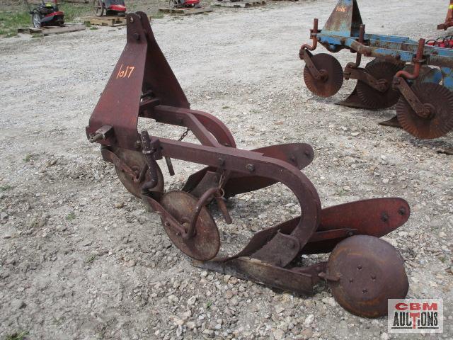 Dearborn 2-14 bottom plow M# 10-158 S# 2308