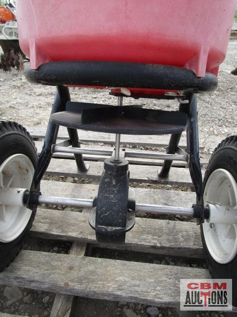 Earthway broadcast spreader