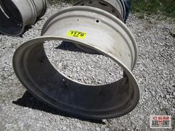 1 Tractor Rim 28 x W12 P#2400187