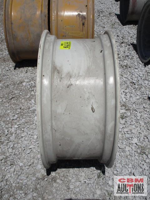 1 Tractor Rim 28 x W12 P#2400187