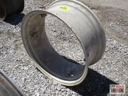 1 Tractor Rim 28 x W12 P#2400187