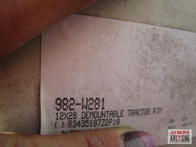1 Tractor Rim 28 x W12 P#2400187