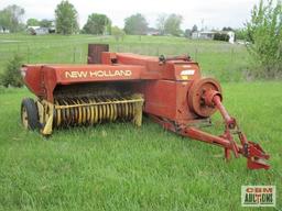 New Holland 275 hayline square baler S#169293 Missing gear by tire