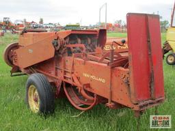 New Holland 275 hayline square baler S#169293 Missing gear by tire