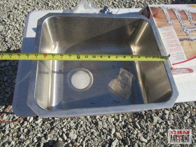 Stainless steel utility sink 15"x17.5", with Delta faucet *D